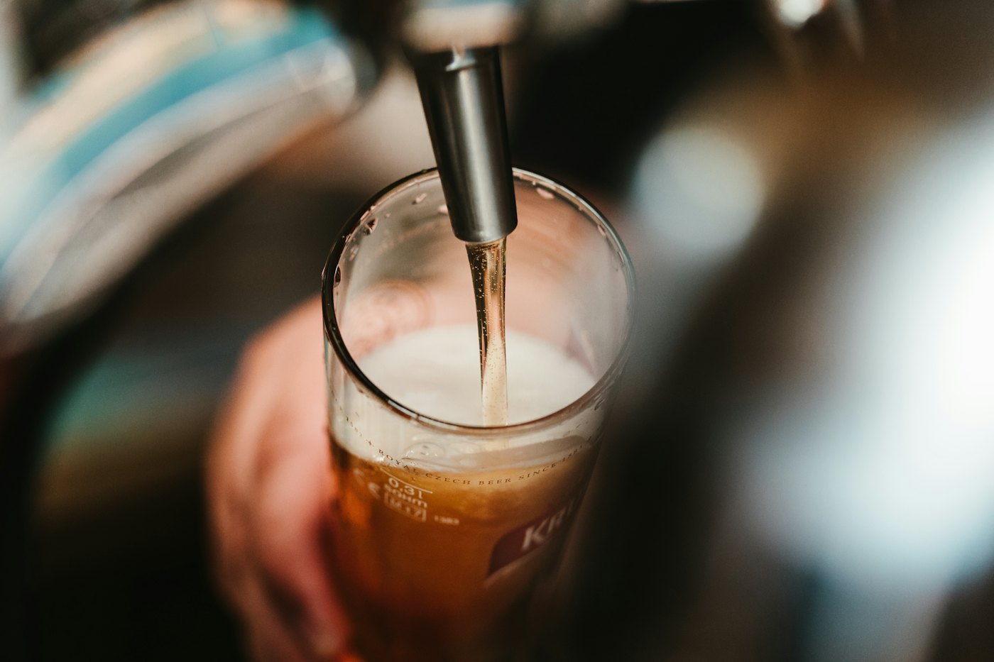 A pint being poured